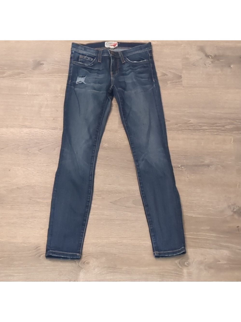 Current/Elliott townie distressed jeans size 23